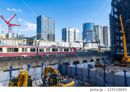 東京再開発 品川駅周辺の工事とクレーン 2025.03　a-1 124318693