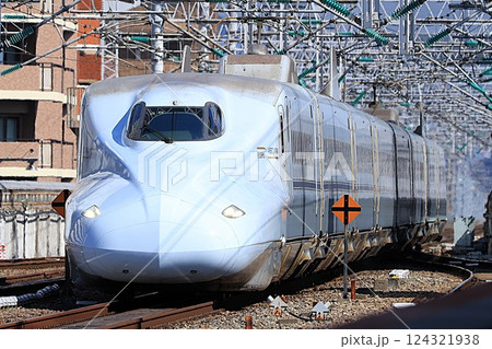 【JR西日本】N700系7000番台「さくら」（山陽新幹線：西明石駅） 124321938