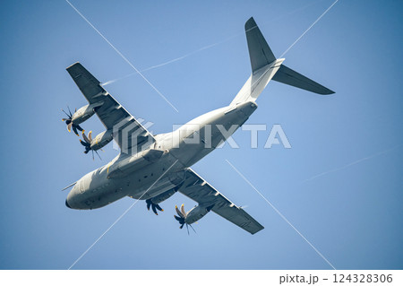 France Airplane transport Airbus A400M Atlas, military transport aircraft Europe NATO 124328306