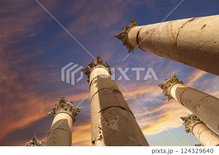 Roman Columns in the Jordanian city of Jerash (Gerasa of Antiquity), capital and largest city of Jerash Governorate, Jordan. Against the background of a beautiful sky with clouds Roman Columns in the Jordanian city of Jerash (Gerasa of Antiquity), capital and largest city of Jerash Governorate, Jordan. Against the background of a beautiful sky with clouds 124329640