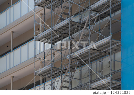 建設中のマンション 建設中のマンション 124331823