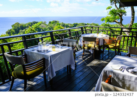 海外旅行 フィリピン・ボラカイ島 シャングリラ・ボラカイ 海外旅行 フィリピン・ボラカイ島 シャングリラ・ボラカイ 124332437