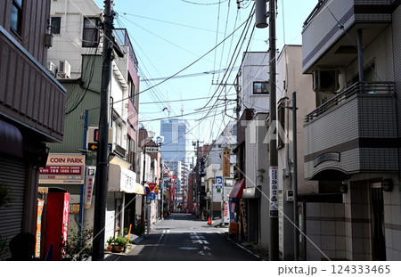 横浜市宮川町の風景 124333465