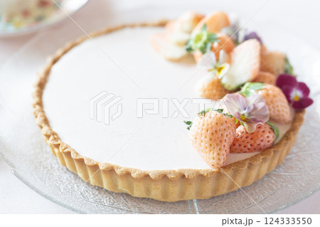 イチゴのムースタルト イチゴのムースタルト 124333550