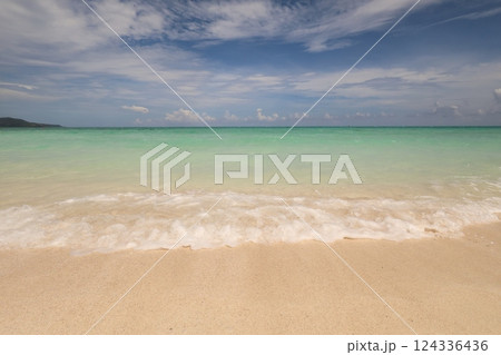 ハテの浜の美しい海と砂浜 ハテの浜の美しい海と砂浜 124336436
