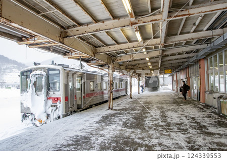 留萌駅の列車 124339553