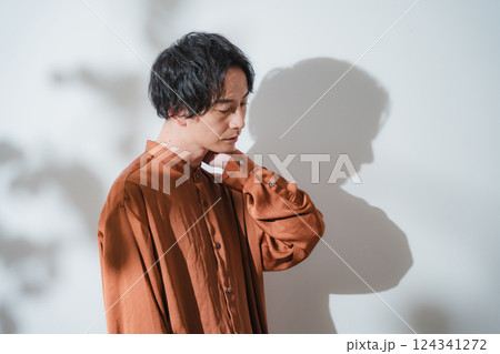 爽やかな男性ポートレート 爽やかな男性ポートレート 124341272