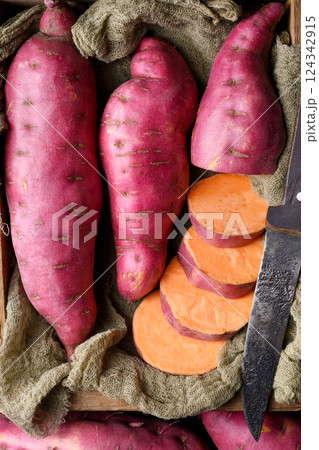 Sweet potato in rustic wooden box 124342915