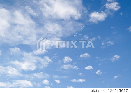 空と雲、岩手県宮古市に合併された日本で一番最後に電気が通った場所 124345637