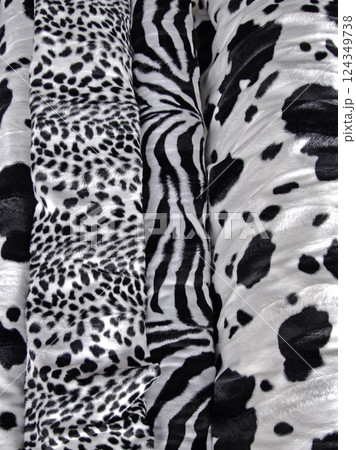 Animal prints 124349738