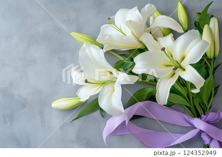 ユリの花 124352949