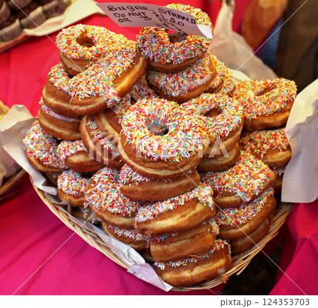 Doughnuts 124353703
