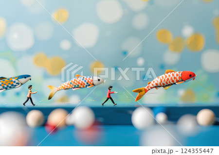 ユニークな鯉のぼりと子供のミニチュア 124355447