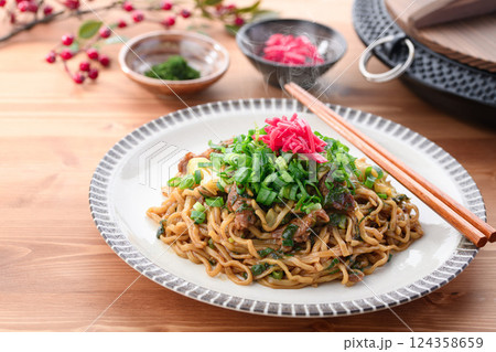 ネギ焼きそば ( 青ネギたっぷりのソース焼きそば ) ネギ焼きそば ( 青ネギたっぷりのソース焼きそば ) 124358659