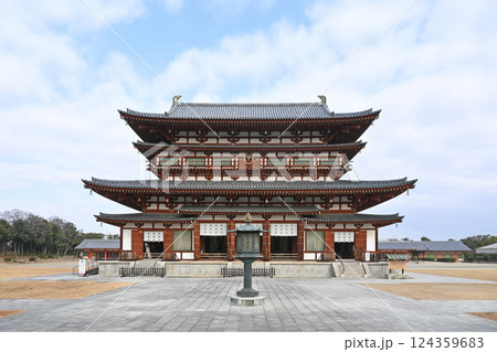 奈良・西ノ京 薬師寺 金堂 124359683