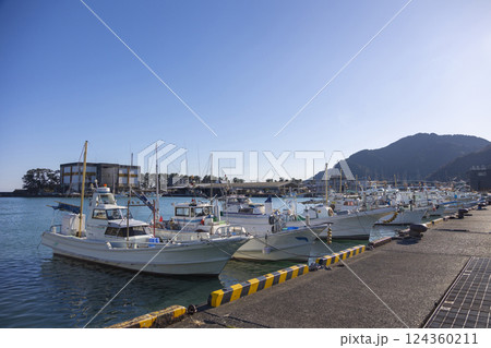 用宗漁港 124360211