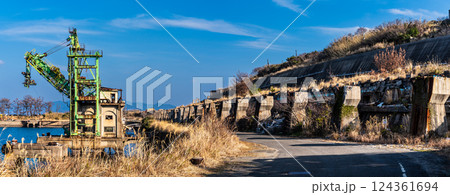 池島2025　石炭船積み機トリンマー　パノラマ【長崎市】 124361694