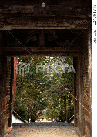 日岡八幡神社、森蘭丸の流れを引く三日月藩、1万5千石で元禄10年改易による 124361845