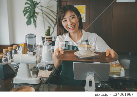 coffee shop coffee shop 124361967