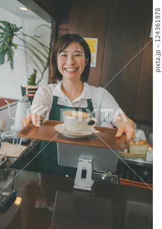 coffee shop coffee shop 124361978