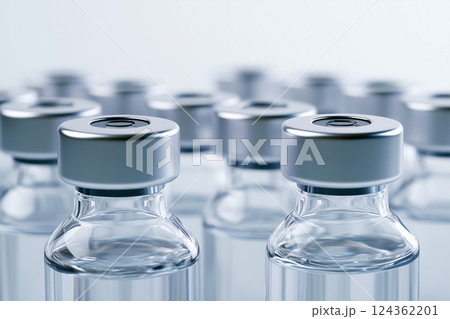 無菌医療用バイアル瓶のクローズアップ – ワクチン・薬剤・研究用途 124362201