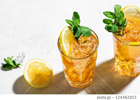 Long Island Ice tea cocktail drink 124362853