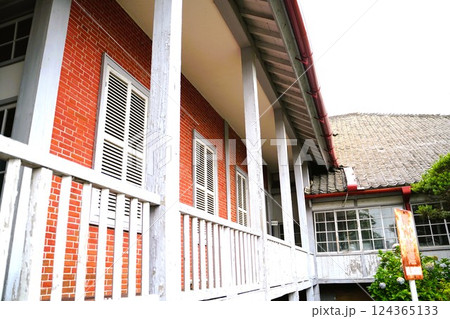 古びた工場 124365133