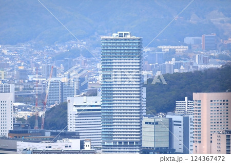 広島市の街並み(黄金山頂上からの風景) 広島市の街並み(黄金山頂上からの風景) 124367472