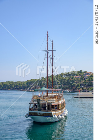 Port in Jelsa old town on the Adriatic island of Hvar in the county of Split-Dalmatia in Croatia Port in Jelsa old town on the Adriatic island of Hvar in the county of Split-Dalmatia in Croatia 124370712