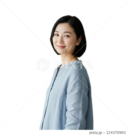 シャツを着た女性 124370903