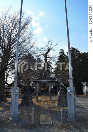 埼玉県深谷市岡の当後白鬚神社 124371226