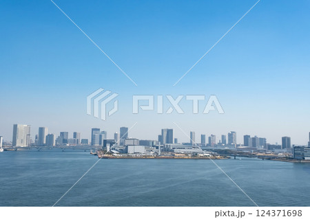 レインボーブリッジから見た豊洲市場 レインボーブリッジから見た豊洲市場 124371698