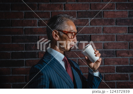 成功者の裏側 124372939