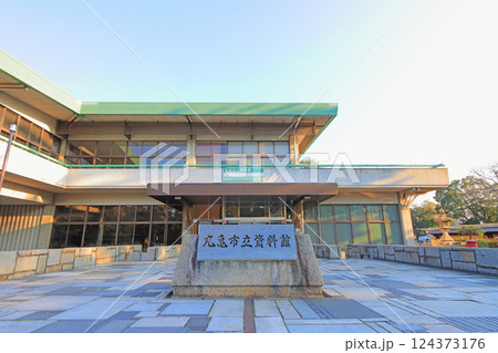 香川県丸亀市、丸亀市立資料館の風景 124373176
