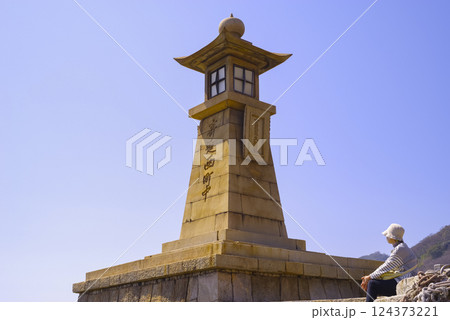 広島県福山市、鞆の浦にある常夜灯 124373221