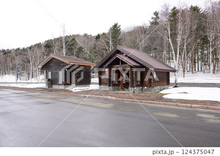 おびらしべ湖駐車公園のトイレ 124375047