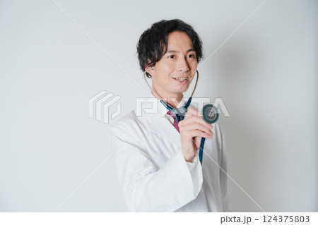 信頼と安心を届ける医師 信頼と安心を届ける医師 124375803