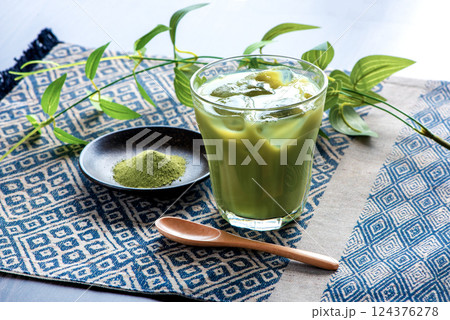 抹茶ラテ　抹茶イメージ 124376278