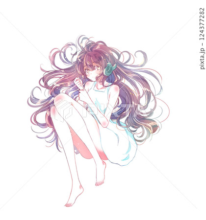 ヘッドホンをして寝転がる女の子 ヘッドホンをして寝転がる女の子 124377282