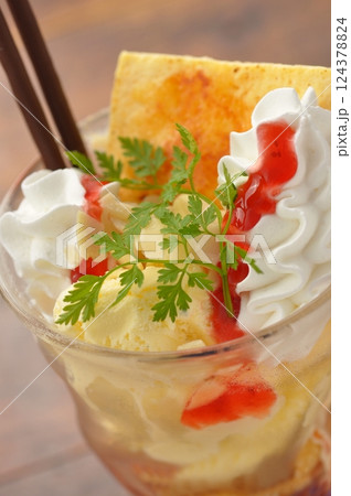 居酒屋スイーツデザートパフェ02 居酒屋スイーツデザートパフェ02 124378824