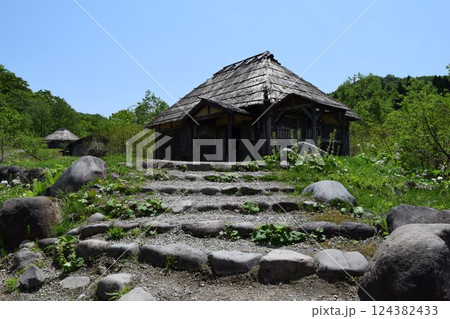 古い街並み風景 124382433