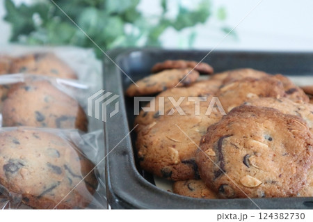美味しい手作りクッキー 124382730
