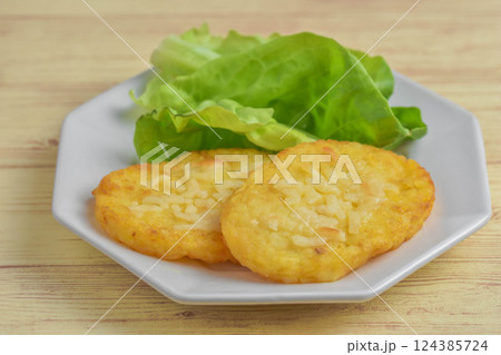 ハッシュドポテトチーズ焼き ハッシュドポテトチーズ焼き 124385724
