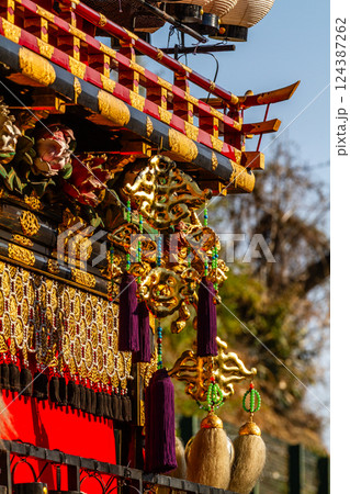 春の高山祭り 屋台曳き揃え 飛騨高山 4月 春の高山祭り 屋台曳き揃え 飛騨高山 4月 124387262