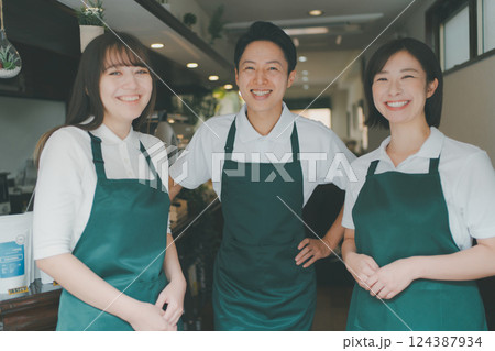 coffee shop coffee shop 124387934
