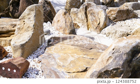 外構工事 エクステリア ガーデニング 庭石 素材 背景 外構工事 エクステリア ガーデニング 庭石 素材 背景 124388752