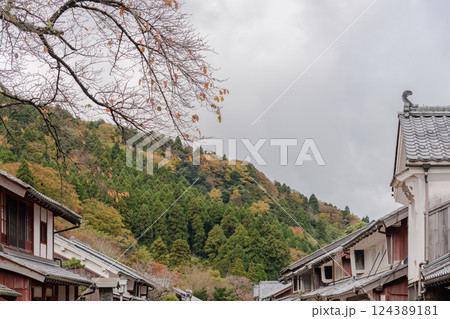 【若狭鯖街道の熊川宿】 124389181