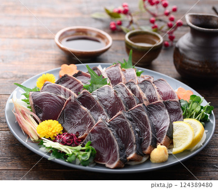 鰹のたたき 124389480