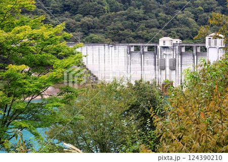 四万川ダム 四万湖 四万川ダム 四万湖 124390210