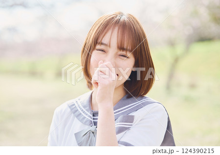 笑顔の女子高生 笑顔の女子高生 124390215